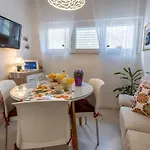 Apartamento Ljubav