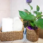 Ljubav Apartamento *