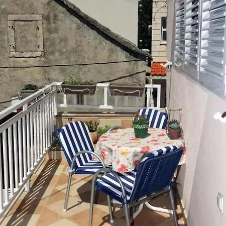 Ljubav Διαμέρισμα Μακάρσκα