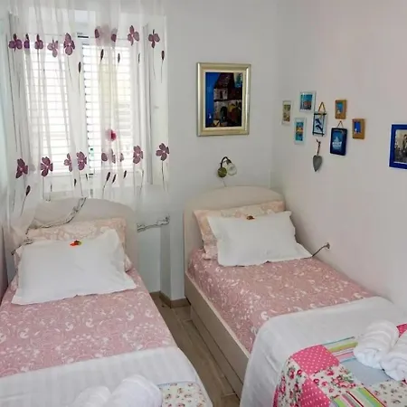 Διαμέρισμα Ljubav Μακάρσκα