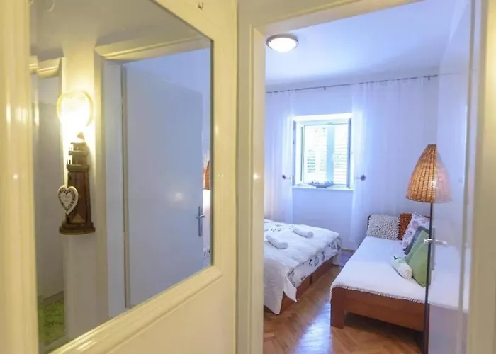 Ljubav * Μακάρσκα