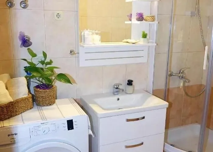 Ljubav Lägenhet Makarska